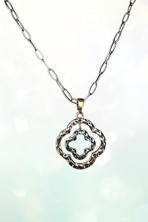 HAMMERED DOUBLE CLOVER CUT OUT PENDANT NECKLACE