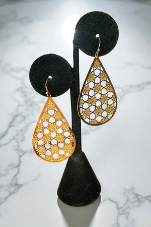 STAR CUT OUT TEARDROP EARRING