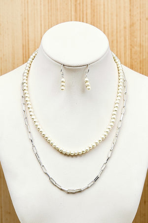 PEARL AND PAPER CLIP CHAIN LAYERED NECKLACE AND MULTI PEARL DROP EARRING SET