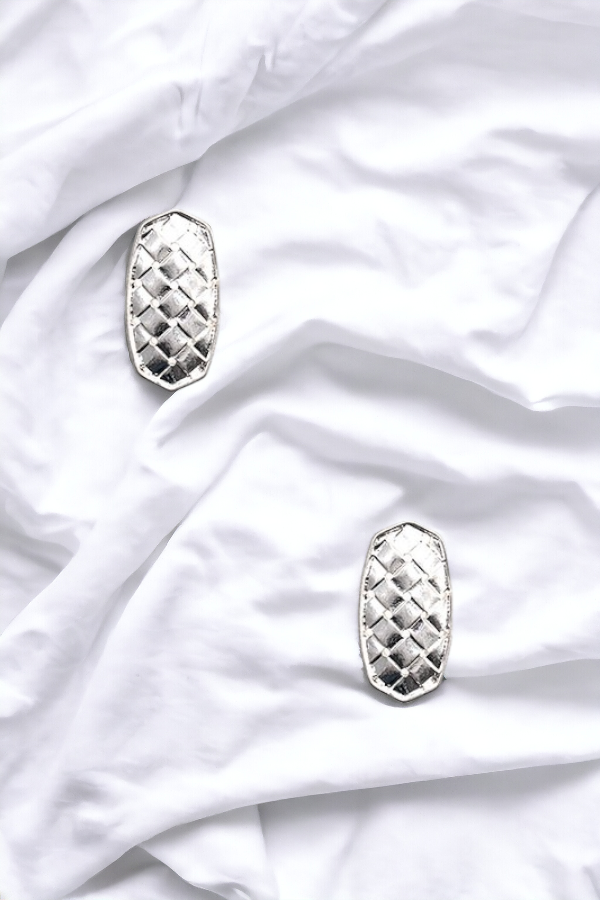 OVAL WOVEN ACCENT POST EARRING