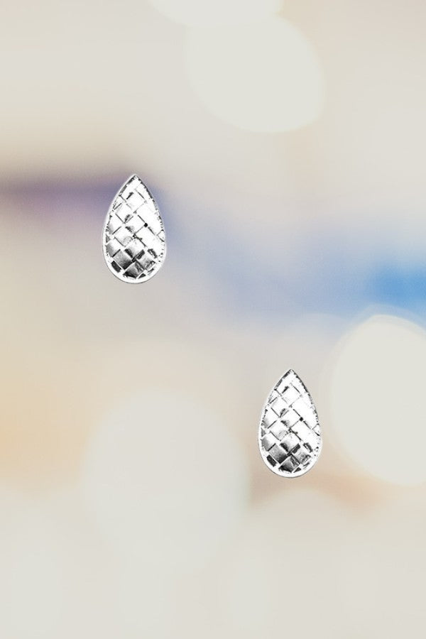 QUILTED TEARDROP POST EARRING