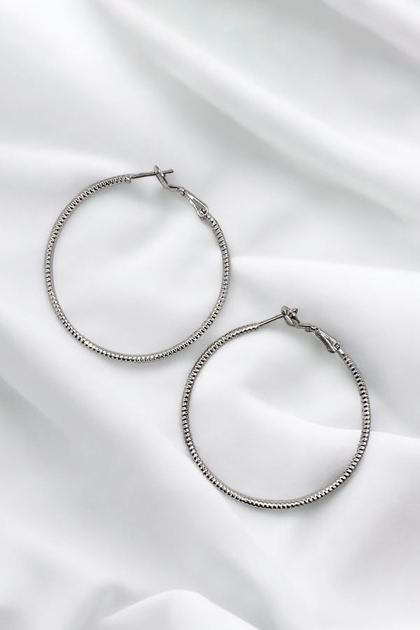 Twist Detail Hoop Earring