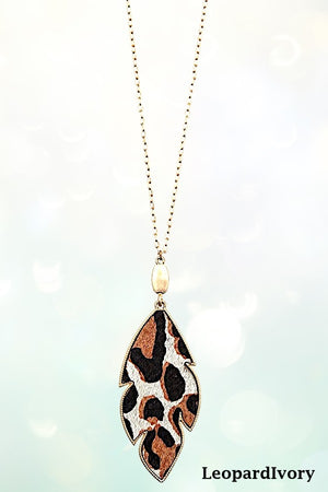 ANIMAL PRINT LEAF PENDANT LONG NECKLACE