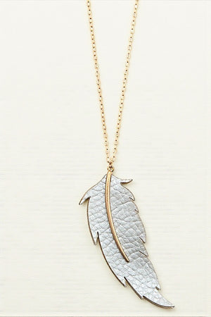 ELONGATED LEAF CUT PENDANT NECKLACE