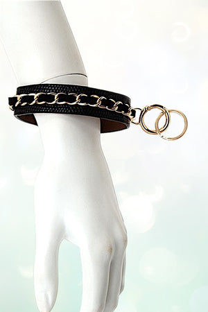 CHAIN ACCENT LEATHER BRACELET KEYCHAIN