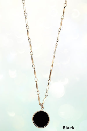 ROUND GEM PENDANT NECKLACE AND BALL BEAD STUD EARRING SET