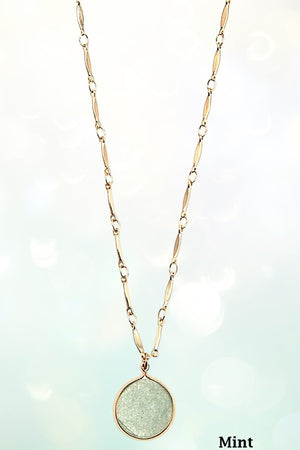 ROUND GEM PENDANT NECKLACE AND BALL BEAD STUD EARRING SET