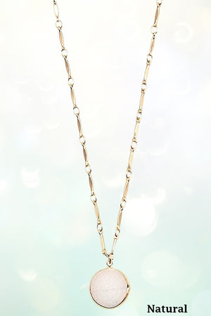ROUND GEM PENDANT NECKLACE AND BALL BEAD STUD EARRING SET