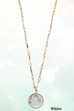 ROUND GEM PENDANT NECKLACE AND BALL BEAD STUD EARRING SET