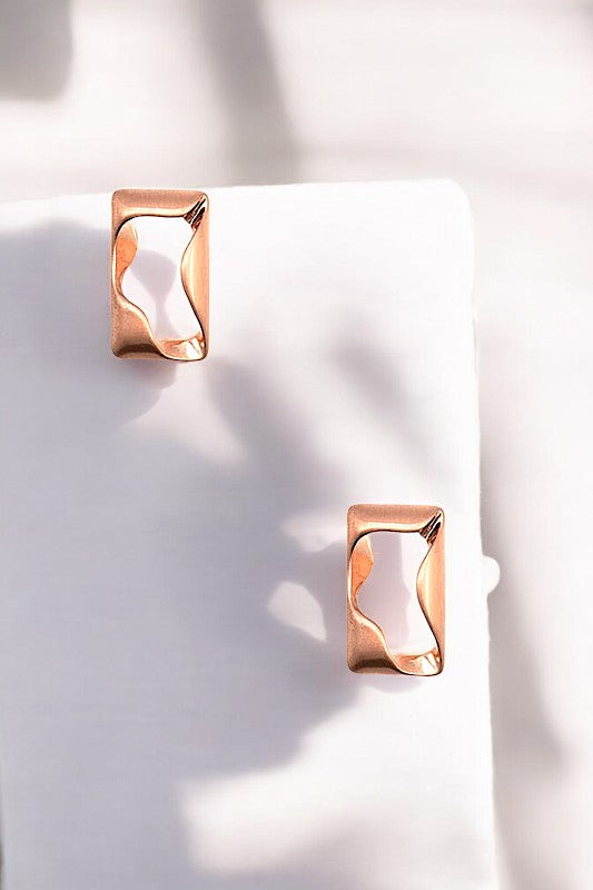 RECTANGULAR CUT OUT POST EARRING