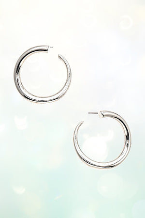 SMOOTH FINISH TWISTED SEMI HOOP EARRING