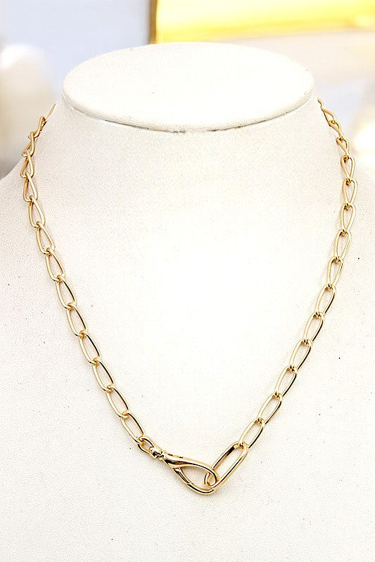 CHAIN CLASP NECKLACE