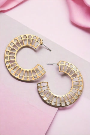 SEMI CIRCLE CUT OUT EARRING