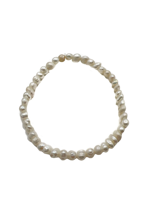 Dainty Freshwater Pearl Bracelet