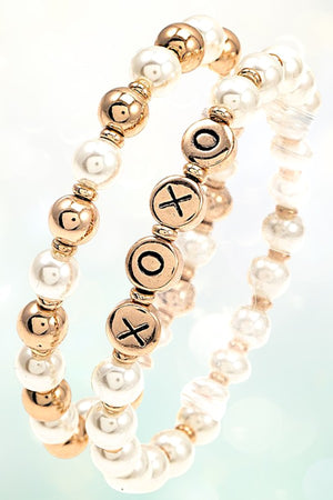 XOXO PEARL BEADED BRACELET SET