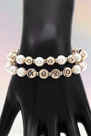 XOXO PEARL BEADED BRACELET SET