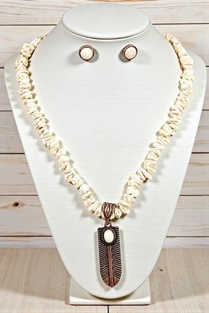 WESTERN CHIPPED GEM ETCHED LEAF PENDANT NECKLACE SET