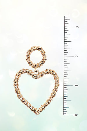 TEXTURED DANGLE HEART LINK EARRING
