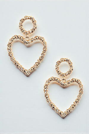 TEXTURED DANGLE HEART LINK EARRING
