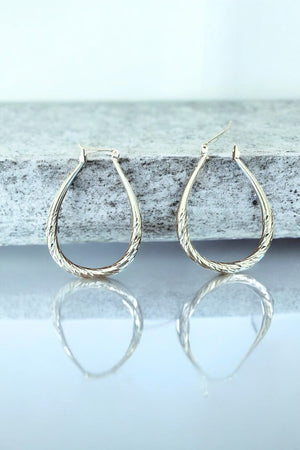 TWIST DETAILED TEARDROP HOOP EARRING