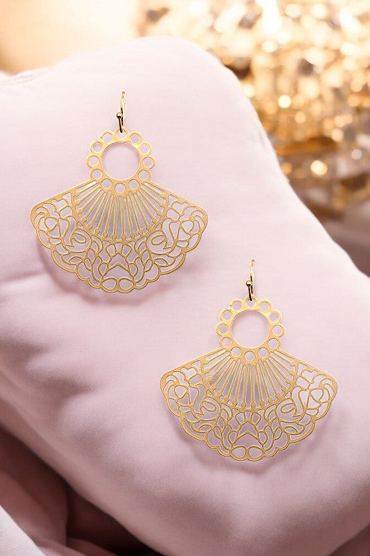 FILIGREE DANGLE EARRING