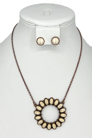 Round Floral Gem Pendant Necklace Set