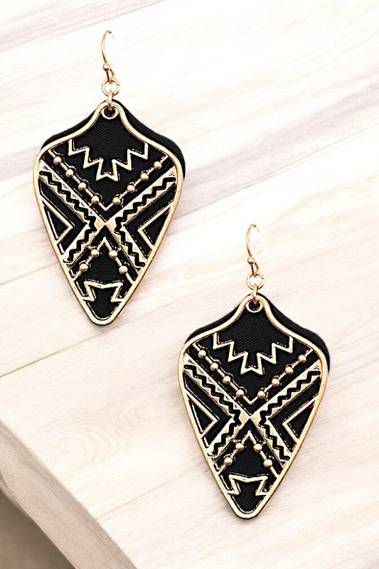 TRIBAL CUT OUT ARROWHEAD DANGLE EARRING