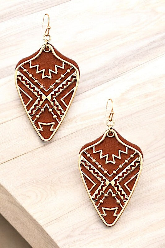 TRIBAL CUT OUT ARROWHEAD DANGLE EARRING