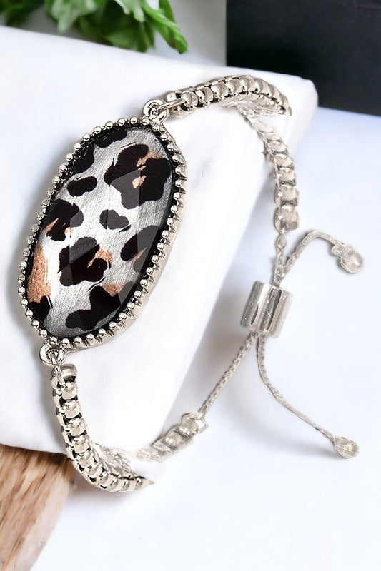 Oval Framed Chain Bracelet