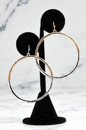 TWO TONE HAMMERED CIRCLE DANGLE EARRING