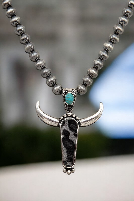 Bull Pendant Bead Necklace Set