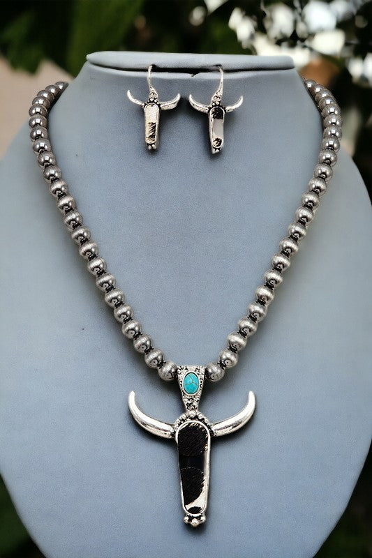 Bull Pendant Bead Necklace Set