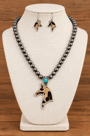 NAVAJO PEARL BEADED HORSE HEAD PENDANT NECKLACE EARRING SET