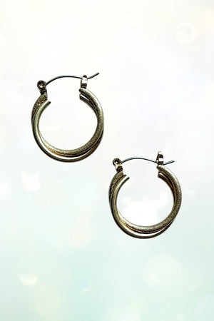 INTERTWINED  HOOP EARRING