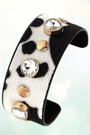 ROUND FACETED GEM ACCENT ANIMAL PRINT CUFF BRACELET