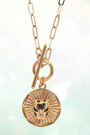 CHEETAH ETCHED ROUND COIN PENDANT NECKLACE