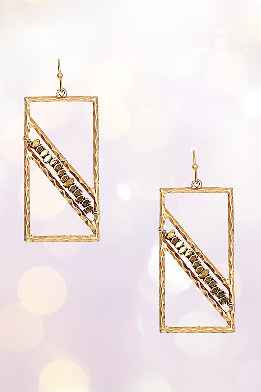 RECTANGULAR BEAD DROP EARRING