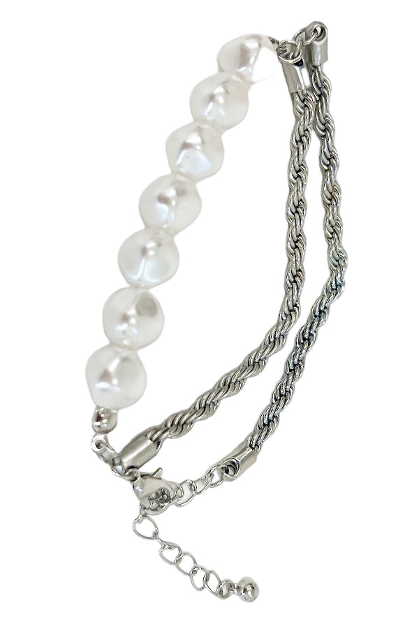 Twist Chain Pearl Bracelet