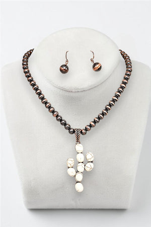GEMSTONE CACTUS PENDANT BEADED  NECKLACE EARRING SET