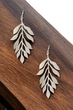 LEAF CUT OUT DANGLE EARRING