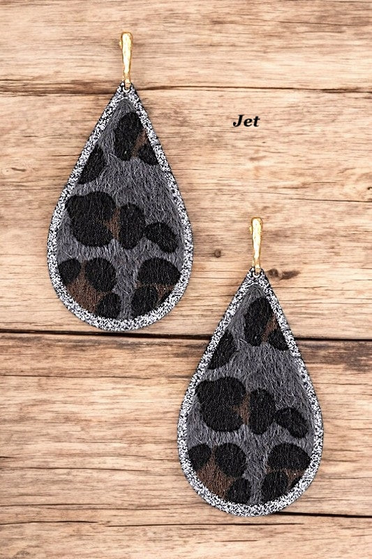 GLITTER ANIMAL PRINT ACCENT TEARDROP EARRING