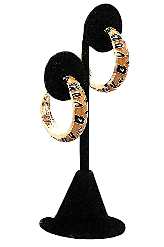 ANIMAL PRINT SEMI HOOP EARRING