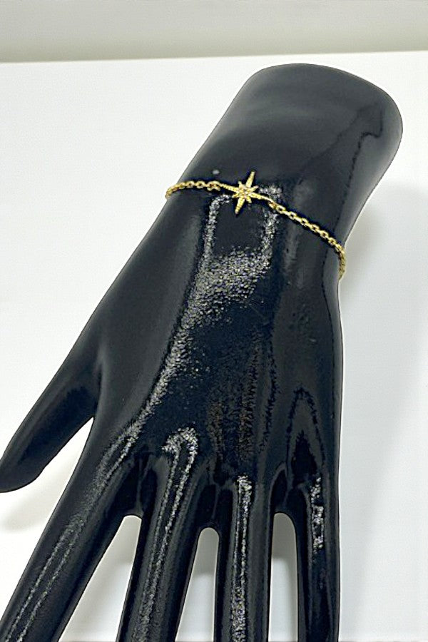 DAINTY STAR BURST CHARM CHAIN BRACELET