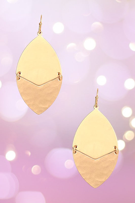 MARQUISE HAMMERED LINK DROP EARRINGÊ