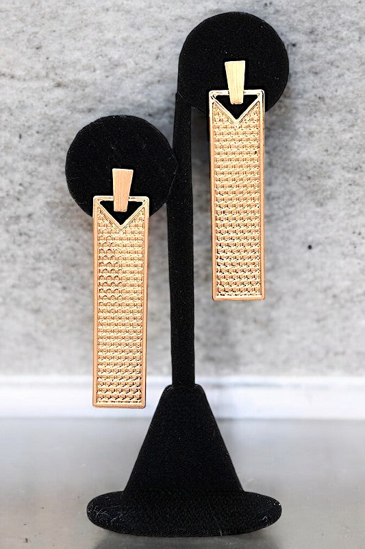 DOTTED BAR FRAMED DANGLE EARRING