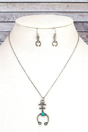 ETCHED CURVED PENDANT NECKLACE SET