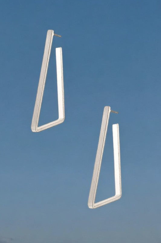 SEMI TRAPEZOID DROP EARRING