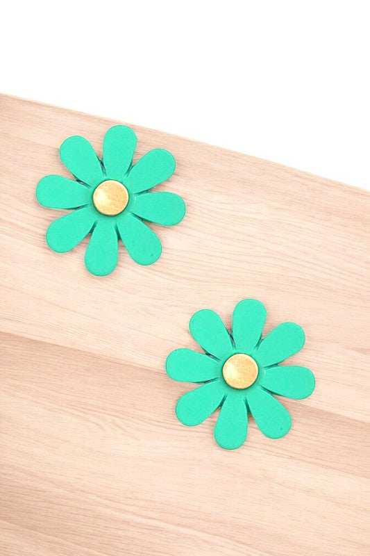 CLAY FLORAL POST FASHION EARRING