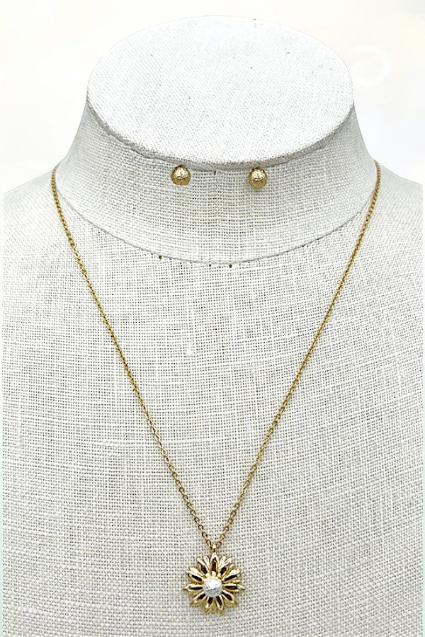 FLORAL TWO TONE PENDANT NECKLACE SET