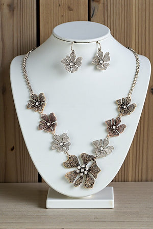 TEXTURED FLORAL LINK NECKLACE SET